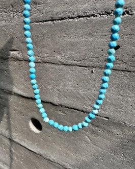 Collar Turquesa redonda facetada