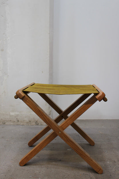 Mesquite Wood & Leather Folding Stool