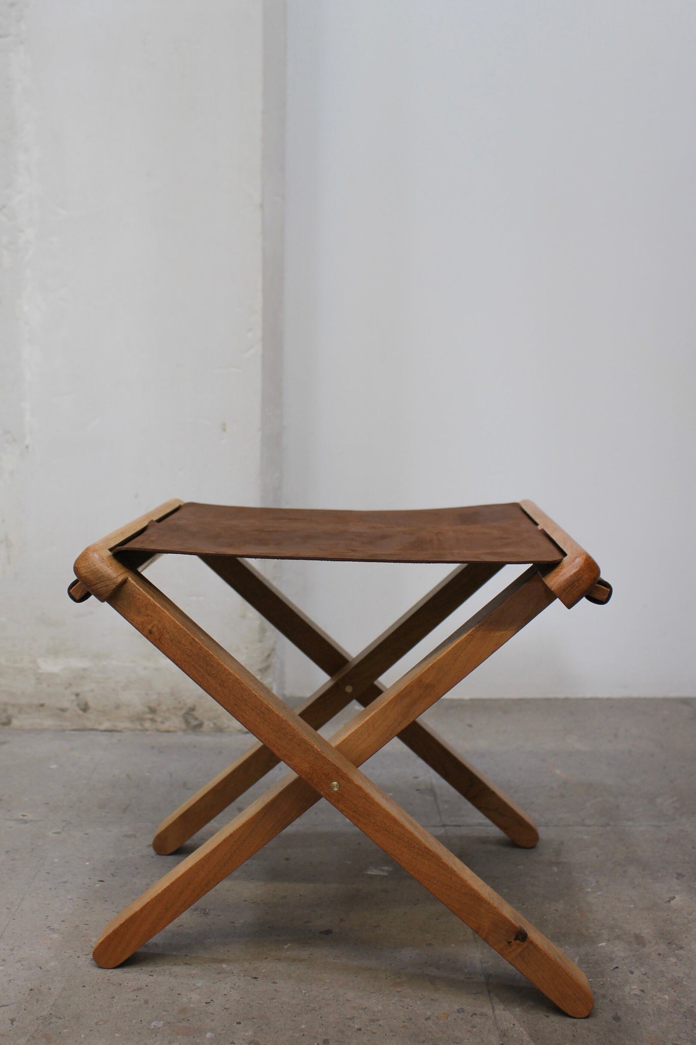 Mesquite Wood & Leather Folding Stool