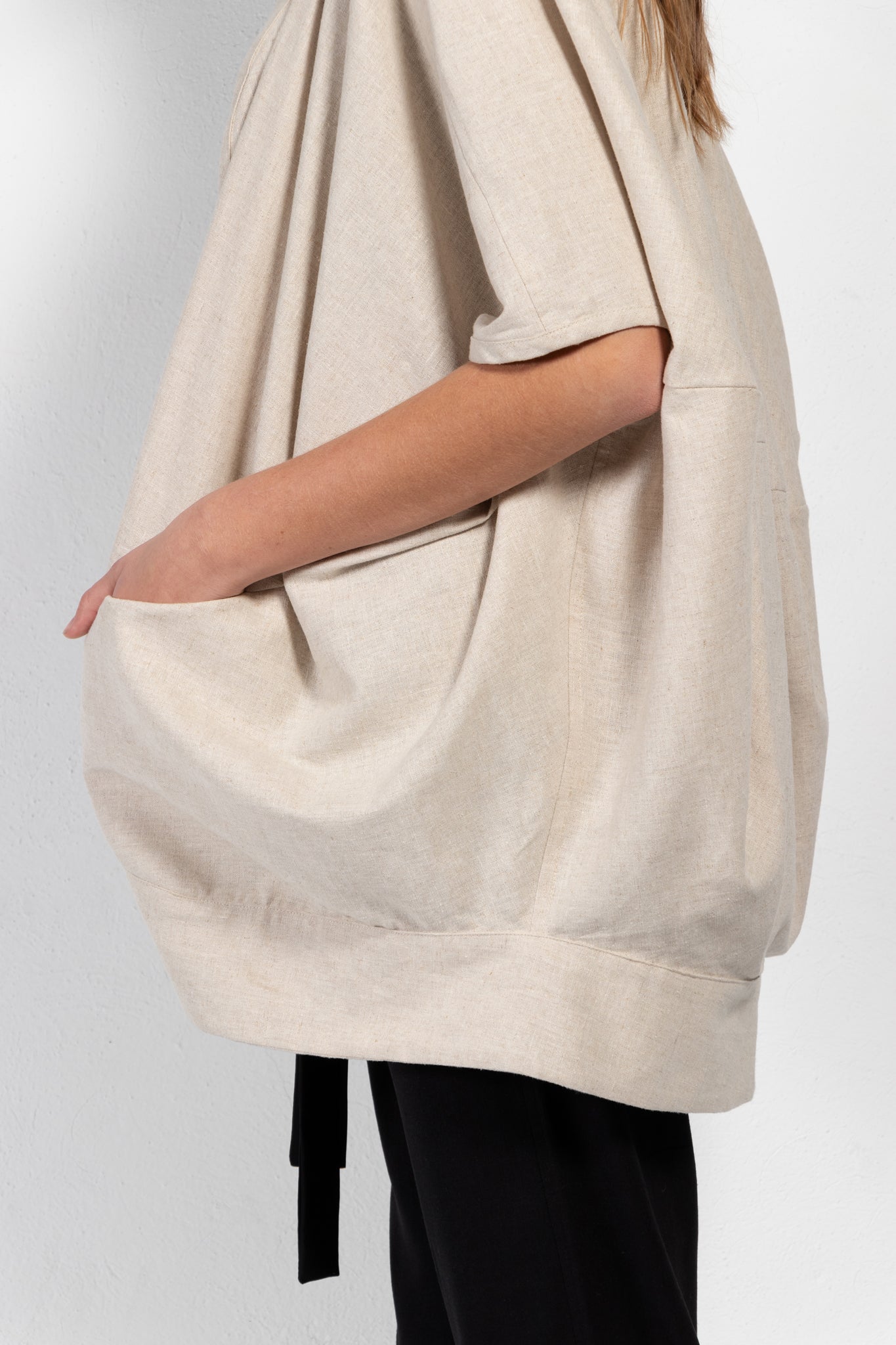 Conejito Oversized Linen-Blend Vest